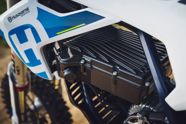 Husqvarna EE 3: Fahrwerk