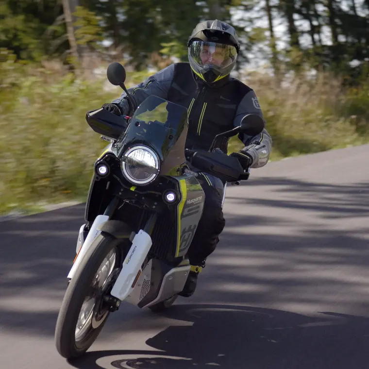 Husqvarna Norden 901: Motor