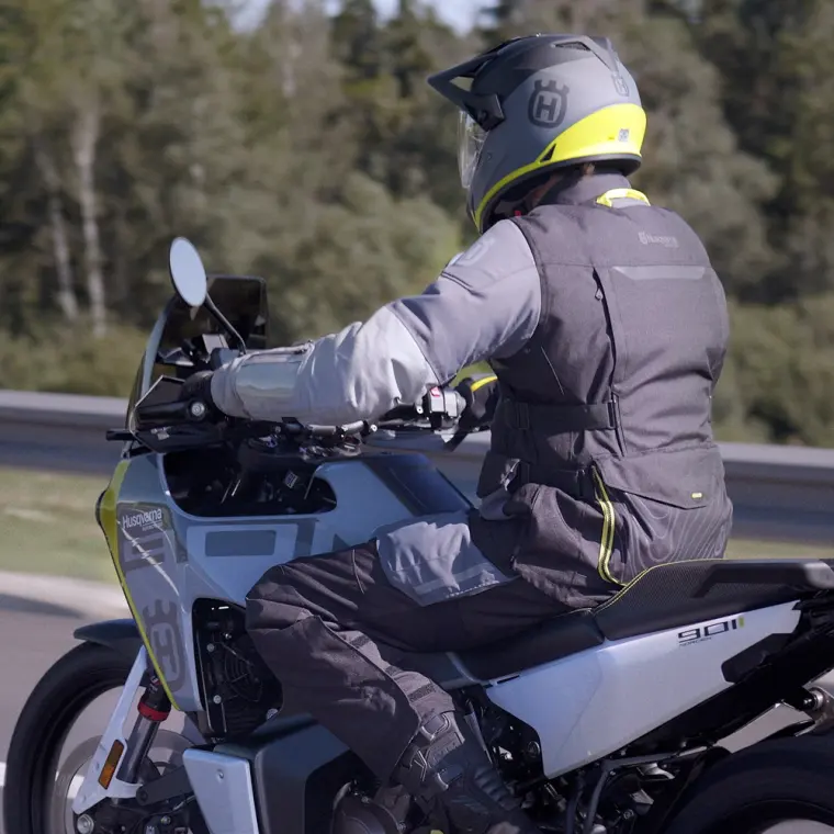 Husqvarna Norden 901: Fahrwerk