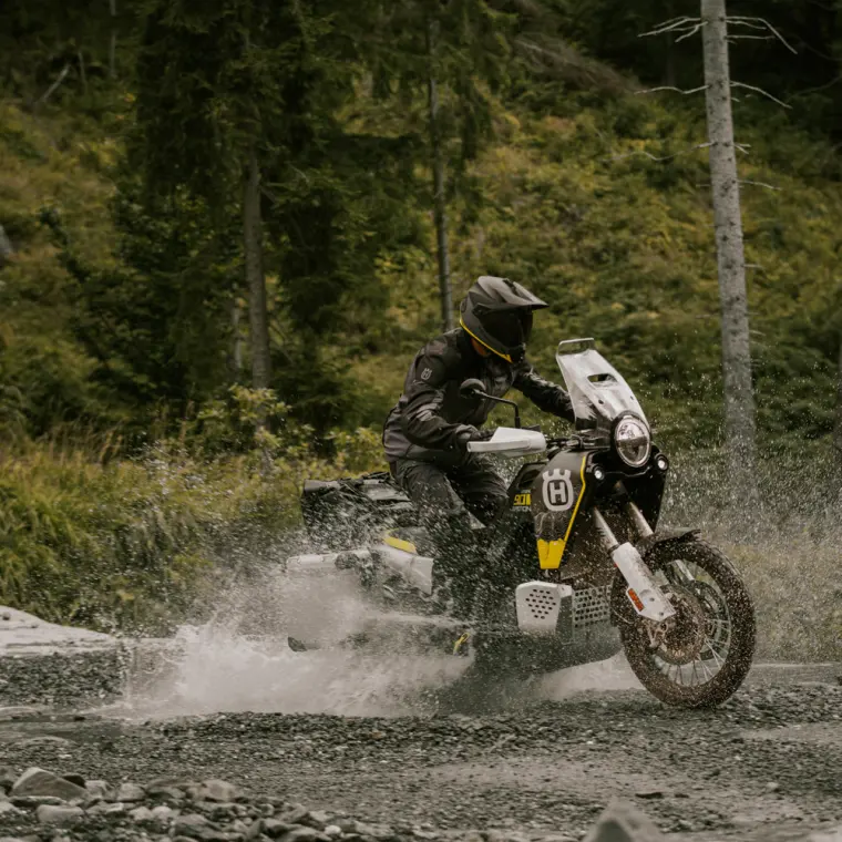 Husqvarna Norden 901 Expedition: Fahrwerk