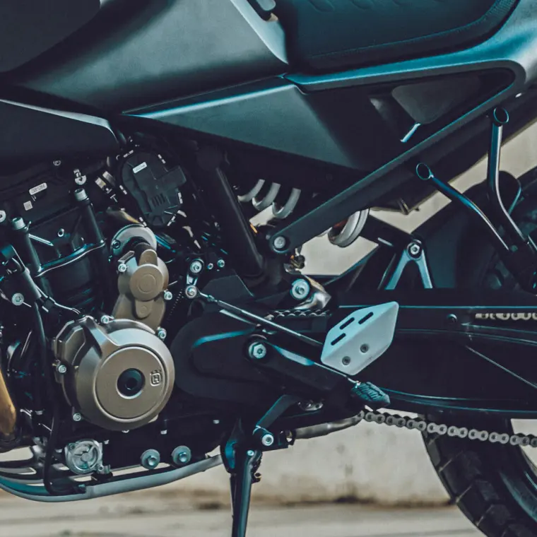 Husqvarna Svartpilen 801 L: Antrieb