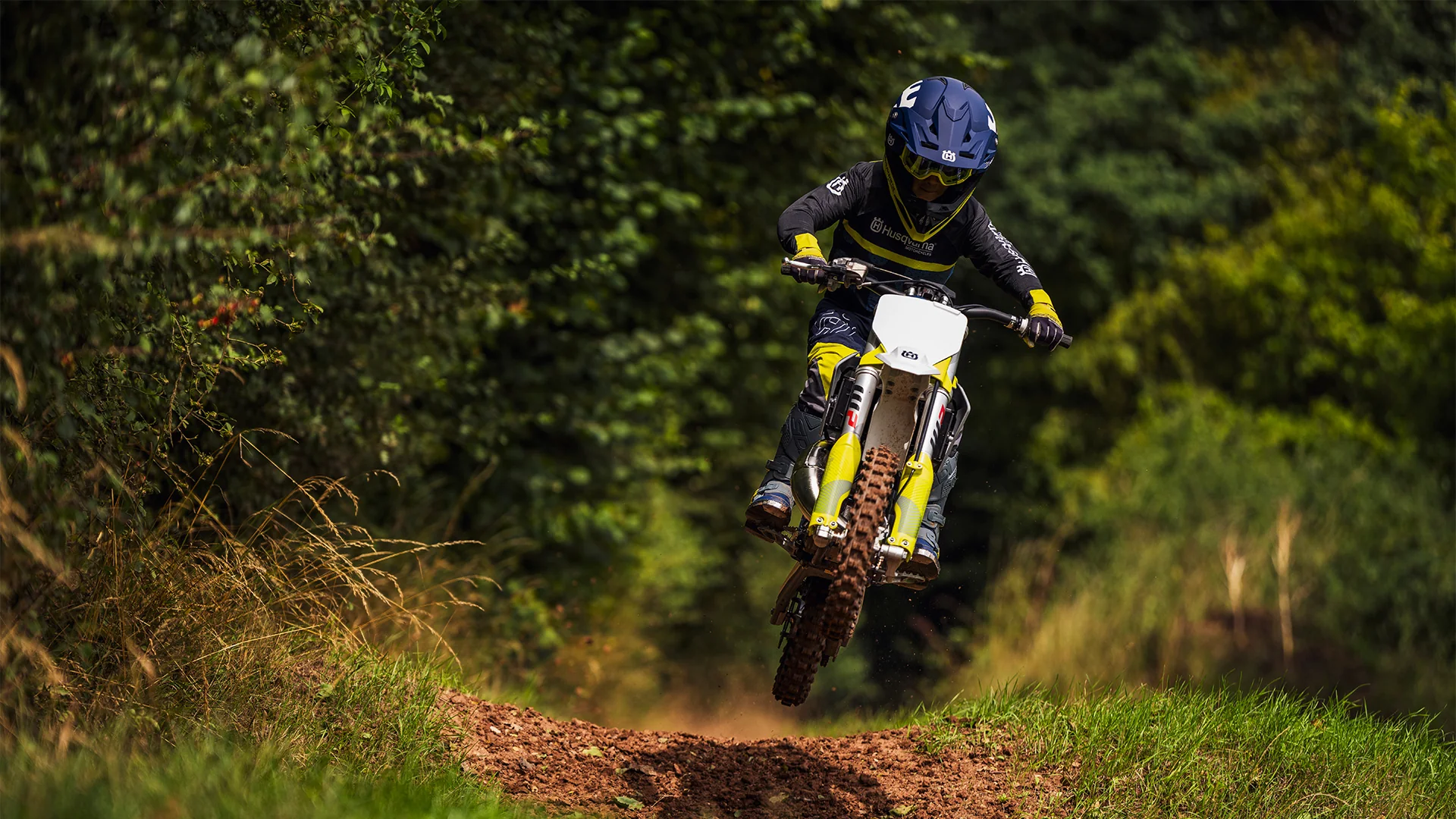 Husqvarna TC 50 in Fahrt