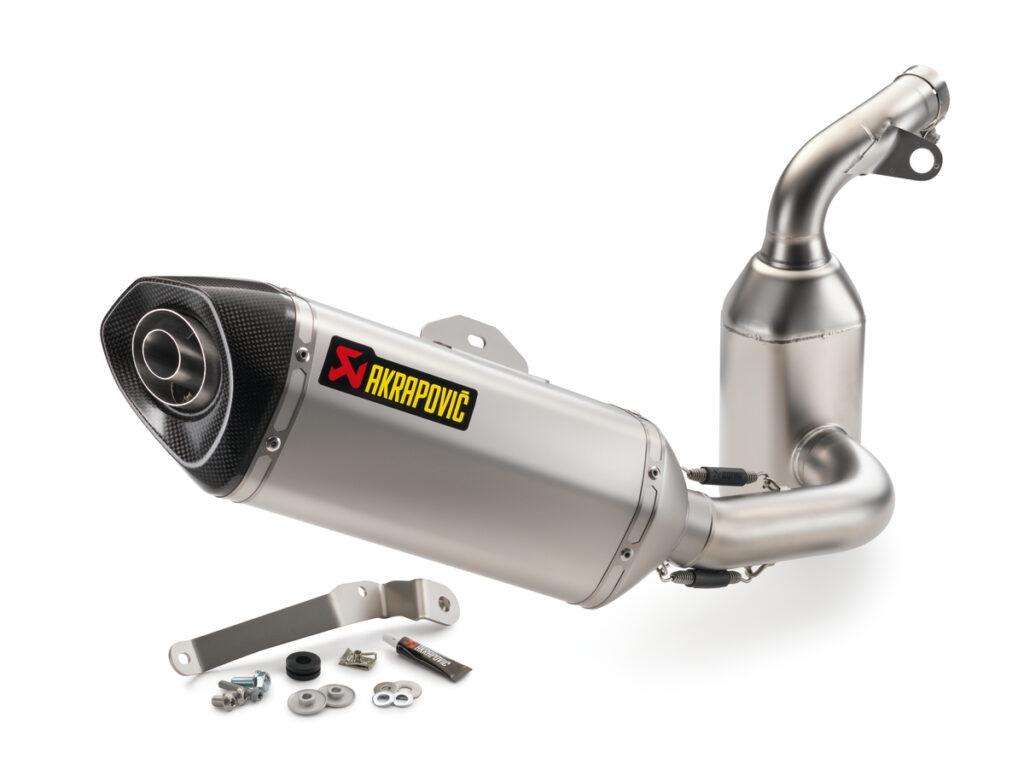 Akrapovic "Slip-on Line"