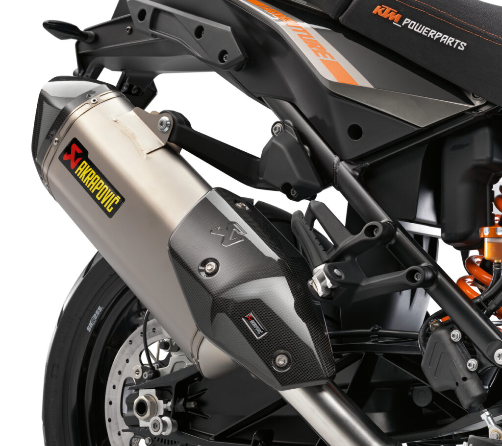 Akrapovic "Slip-on Line"