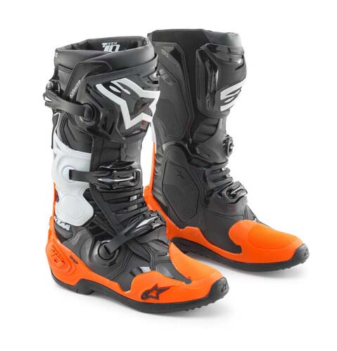 pho_pw_pers_vs_483091_3pw23000540x_tech_10_boots_offroad_equipment__sall__awsg__v2
