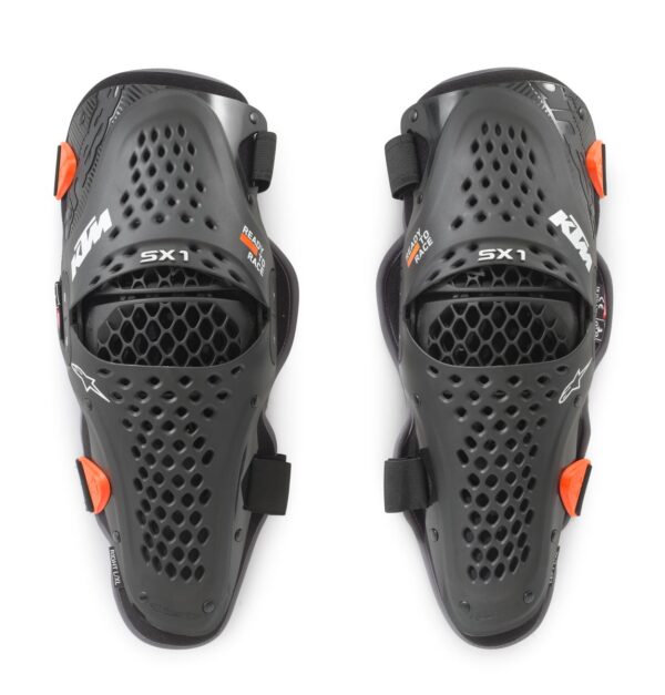 pho_pw_pers_vs_403176_3pw22001190x_sx_1_v2_knee_protector_front__sall__awsg__v1