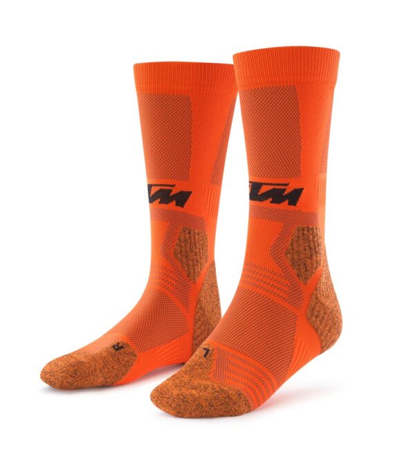 pho_pw_pers_vs_403312_3pw22000470x_socks_mid_performance_front__sall__awsg__v1