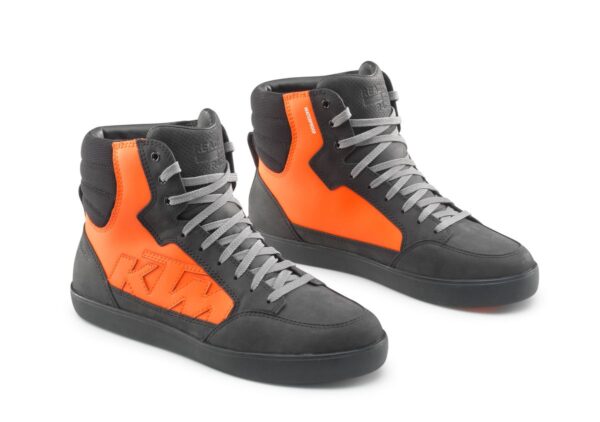 pho_pw_pers_vs_483033_3pw23000100x_j_6_wp_shoes_street_equipment__sall__awsg__v1