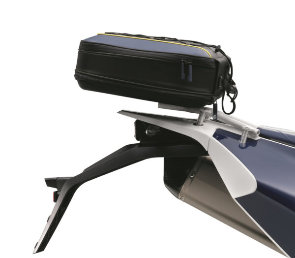 pho_hp_mon_27012928000_rear_bag__sall__awsg__v1