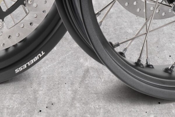 pho_hp_grid_wheel_set_2100990104433_grid__sall__awsg__v1