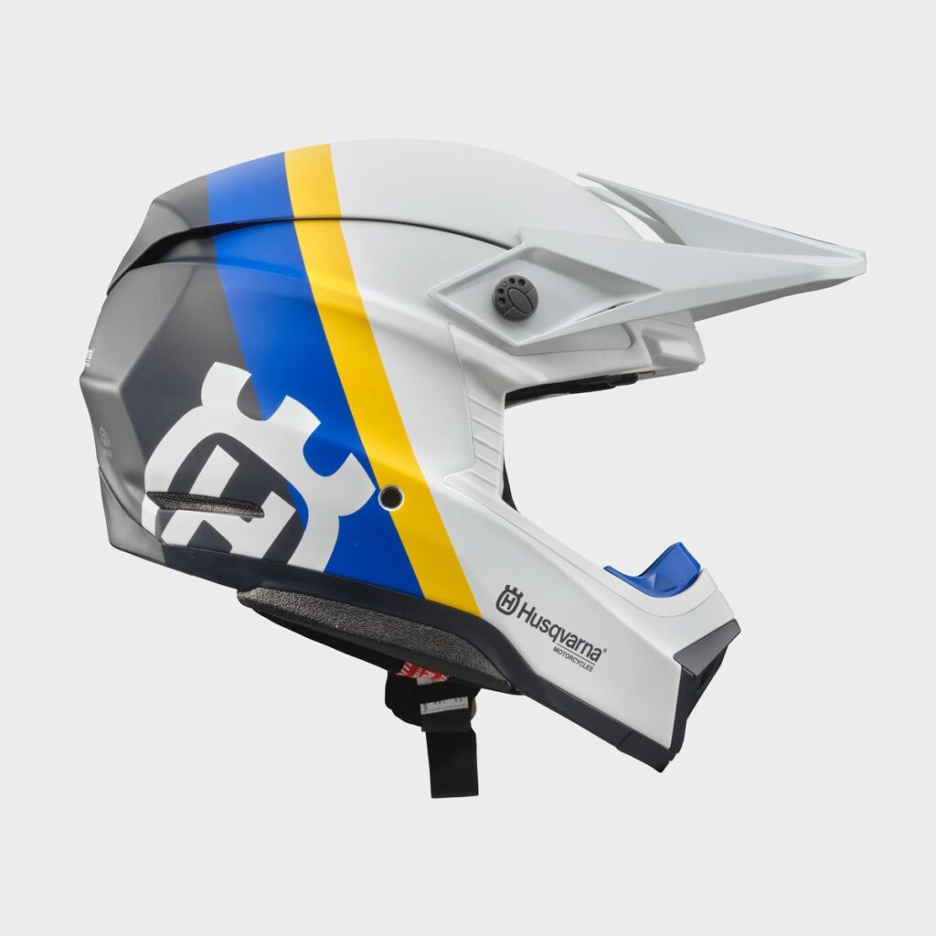 Moto 10 Spherical Railed Helm
