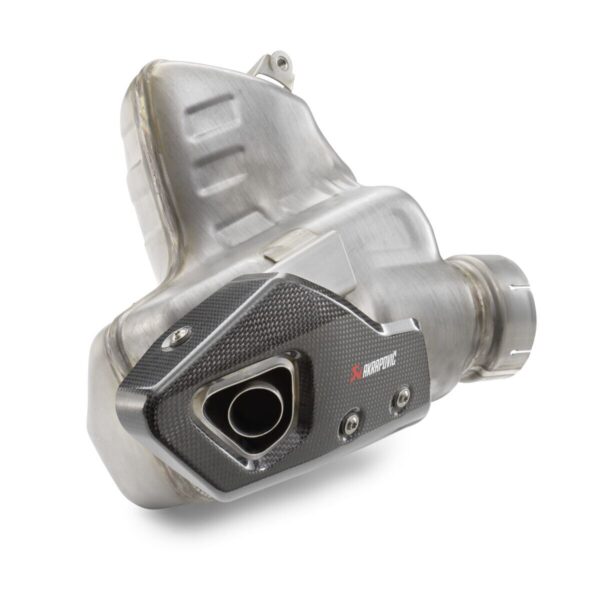 pho_nmon_96005979000_akrapovic_slip_on_line__sall__awsg__v1