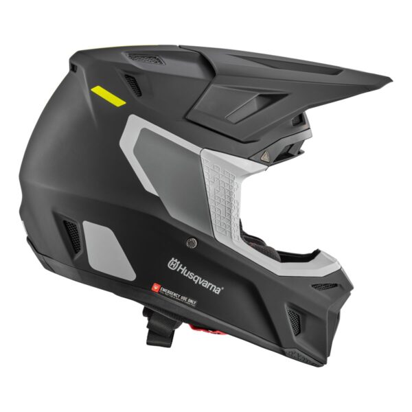 pho_hs_pers_vs_198791_3hs26002330x_moto_8_5_helmet_black_side__sall__awsg__v1