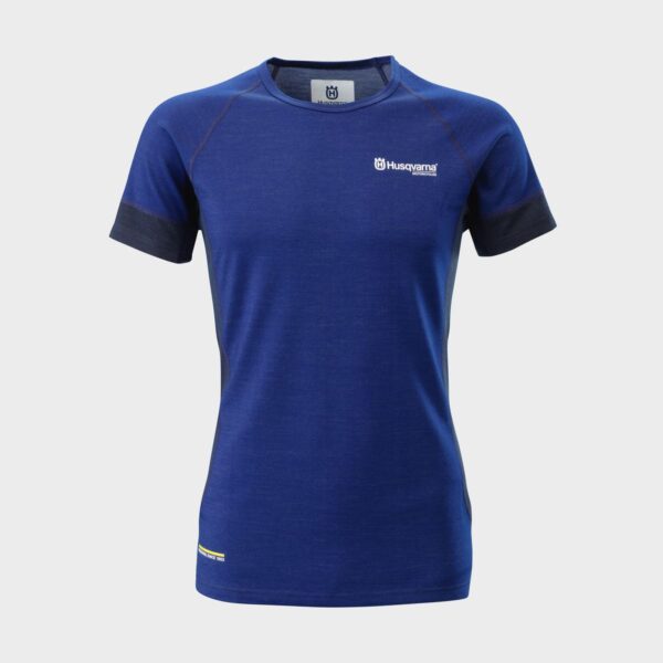 pho_hs_pers_vs_77110_3hs194610x_functional_undershirt_short_front__sall__awsg__v1