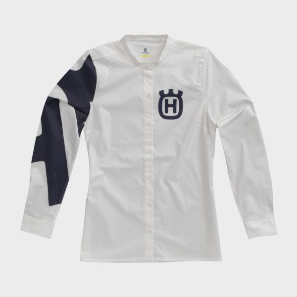 pho_hs_pers_vs_65647_3mb185220x_woman_corporate_shirt_front__sall__awsg__v1