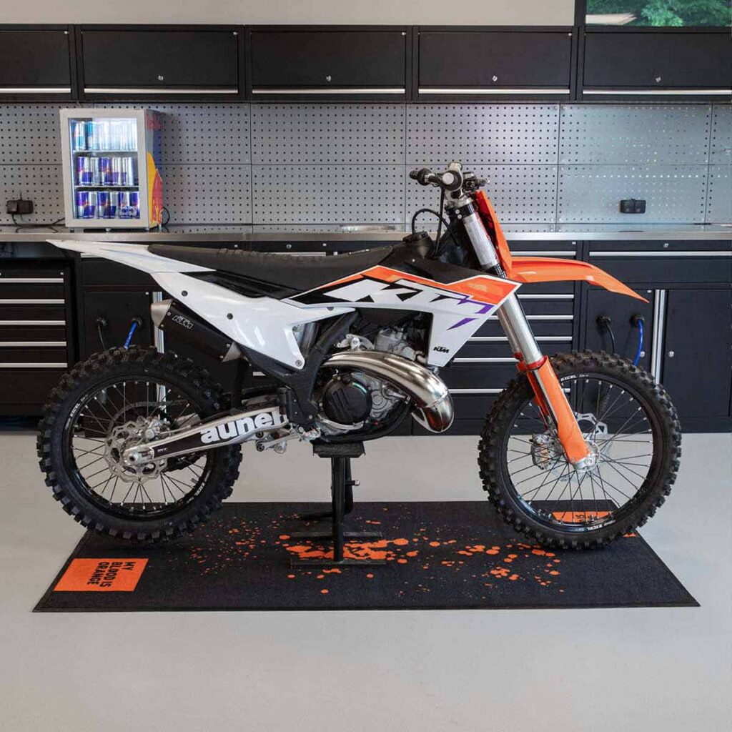 AWORKX Motorrad Teppich V4