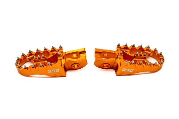 BSOFussrastensetOrange-1